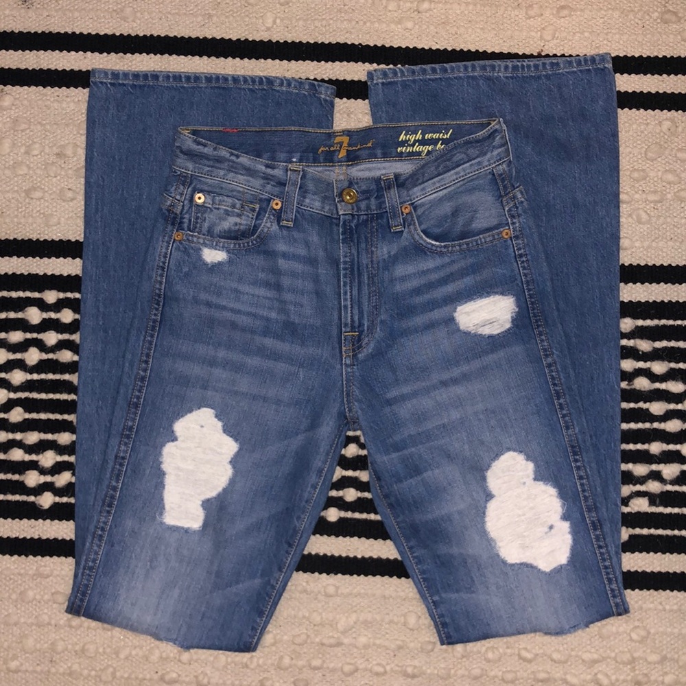 High waist Vintage bootcut wide leg jeans.